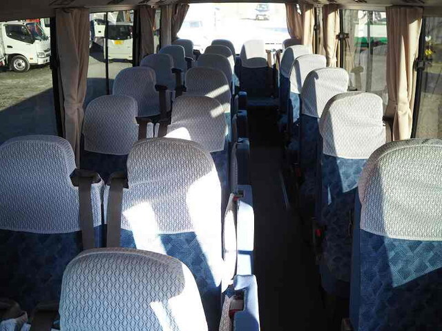 三菱ふそうローザマイクロバス[写真23]