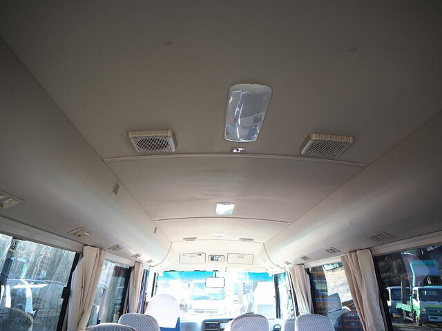 三菱ふそうローザマイクロバス[写真29]