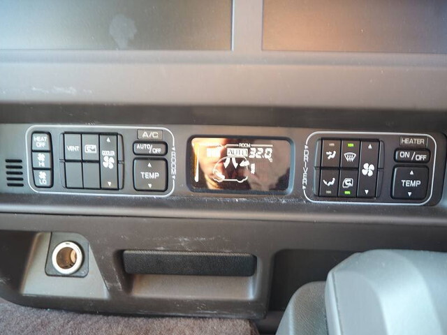 三菱ふそうローザマイクロバス[写真38]