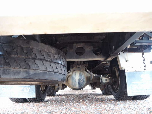 UDトラックスコンドルクレーン3段増トン（6t・8t）[写真26]