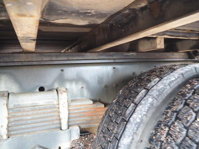 UDトラックスコンドルクレーン3段増トン（6t・8t）[写真29]