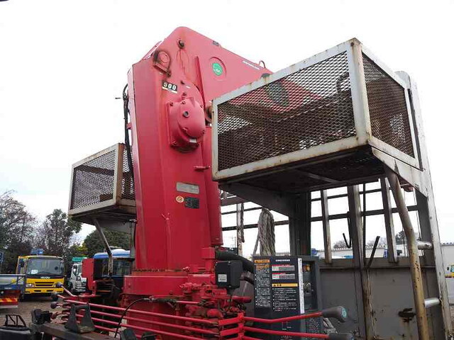 UDトラックスコンドルクレーン3段増トン（6t・8t）[写真34]