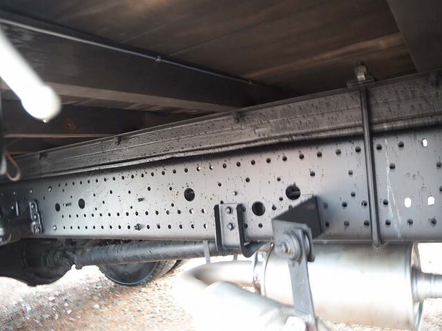 いすゞフォワードクレーン4段中型（4t）[写真25]