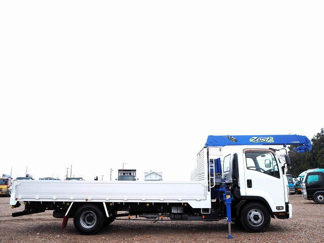 いすゞフォワードクレーン4段中型（4t）[写真06]