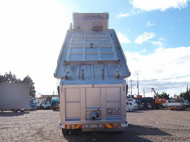 三菱ふそうスーパーグレート深ダンプ（土砂禁ダンプ）大型（10t）[写真08]