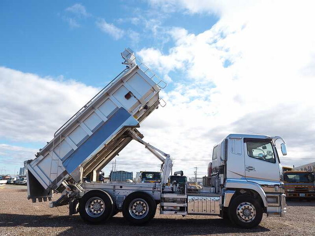 三菱ふそうスーパーグレート深ダンプ（土砂禁ダンプ）大型（10t）[写真09]