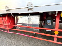 三菱ふそうファイタークレーン5段増トン（6t・8t）[写真17]