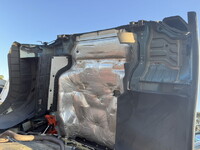 日野プロフィア平ボディ大型（10t）[写真19]