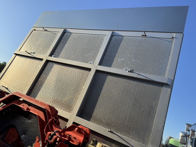 日野プロフィア平ボディ大型（10t）[写真19]