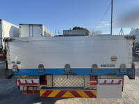 日野プロフィア平ボディ大型（10t）[写真08]