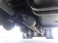 いすゞギガアルミウイング大型（10t）[写真12]