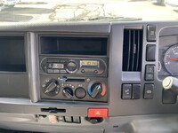 いすゞエルフアルミバン小型（2t・3t）[写真14]