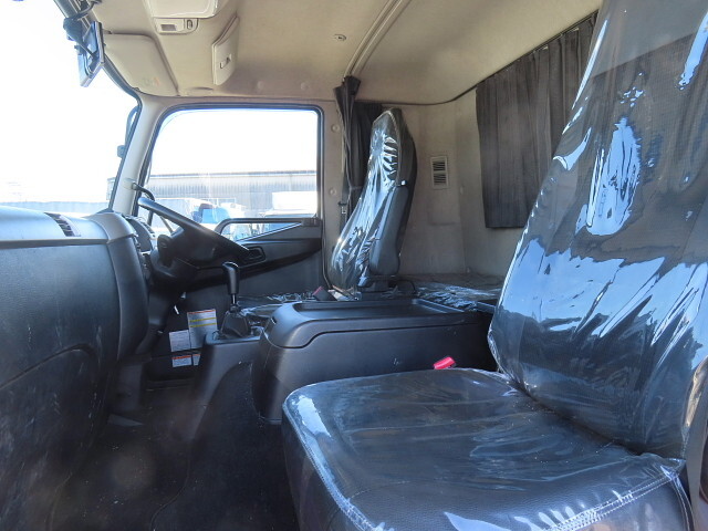 三菱ふそうファイターアルミブロック増トン（6t・8t）[写真20]