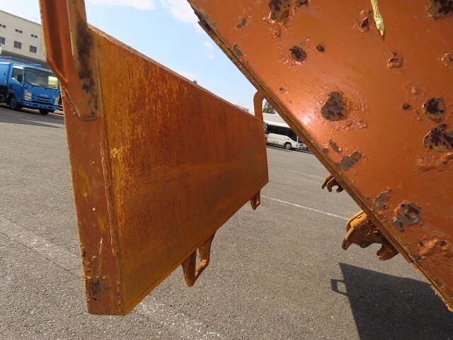 日野プロフィアダンプ大型（10t）[写真30]