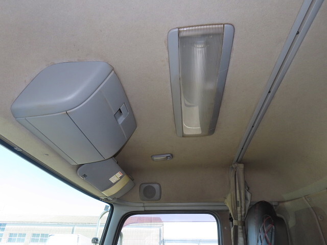 UDトラックスクオンクレーン4段大型（10t）[写真22]