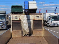 UDトラックスクオンクレーン4段大型（10t）[写真29]