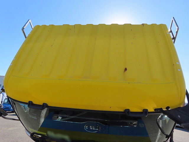 UDトラックスクオンクレーン4段大型（10t）[写真37]