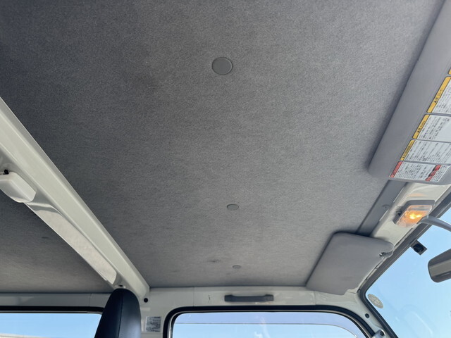 いすゞエルフダブルキャブ（Wキャブ）小型（2t・3t）[写真24]