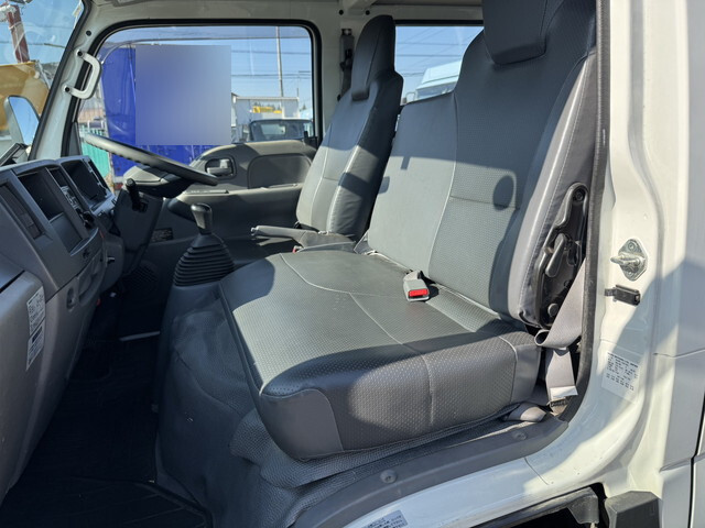 いすゞエルフダブルキャブ（Wキャブ）小型（2t・3t）[写真25]