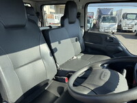 いすゞエルフダブルキャブ（Wキャブ）小型（2t・3t）[写真29]