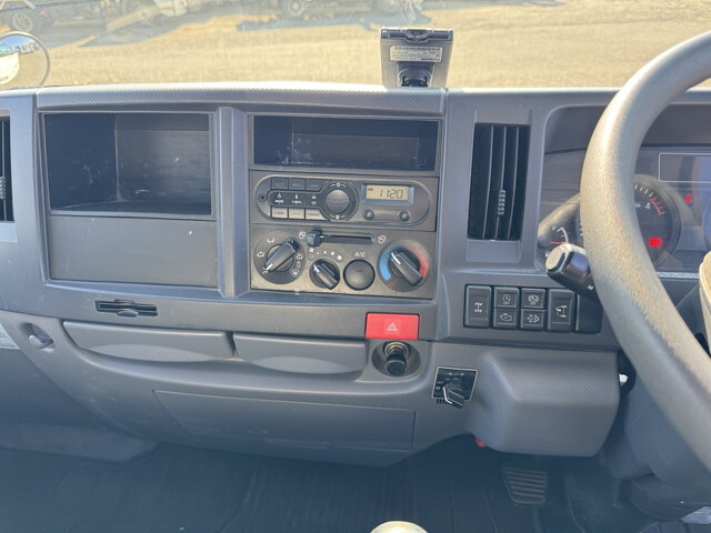 いすゞエルフダブルキャブ（Wキャブ）小型（2t・3t）[写真29]