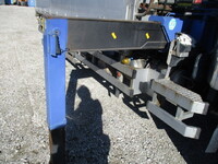 三菱ふそうファイタークレーン4段増トン（6t・8t）[写真07]