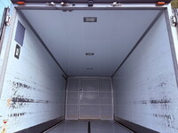 いすゞエルフパネルバン小型（2t・3t）[写真13]