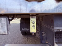 いすゞエルフパネルバン小型（2t・3t）[写真18]