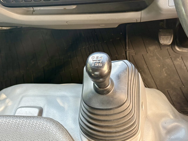 日野デュトロアルミバン小型（2t・3t）[写真12]