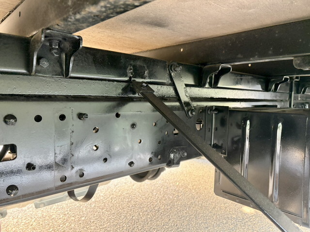 日野デュトロアルミバン小型（2t・3t）[写真23]