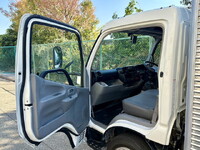 日野デュトロアルミバン小型（2t・3t）[写真34]