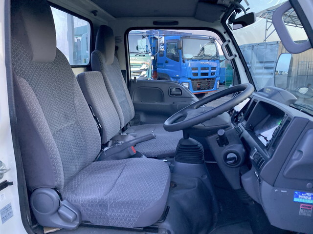 いすゞエルフ平ボディ小型（2t・3t）[写真29]