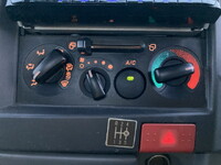 いすゞエルフ平ボディ小型（2t・3t）[写真36]