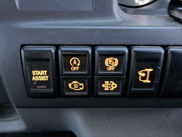 いすゞエルフ平ボディ小型（2t・3t）[写真37]