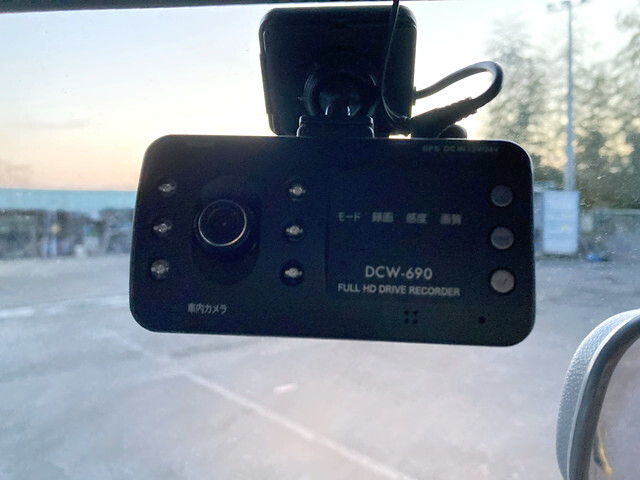 いすゞエルフ平ボディ小型（2t・3t）[写真38]