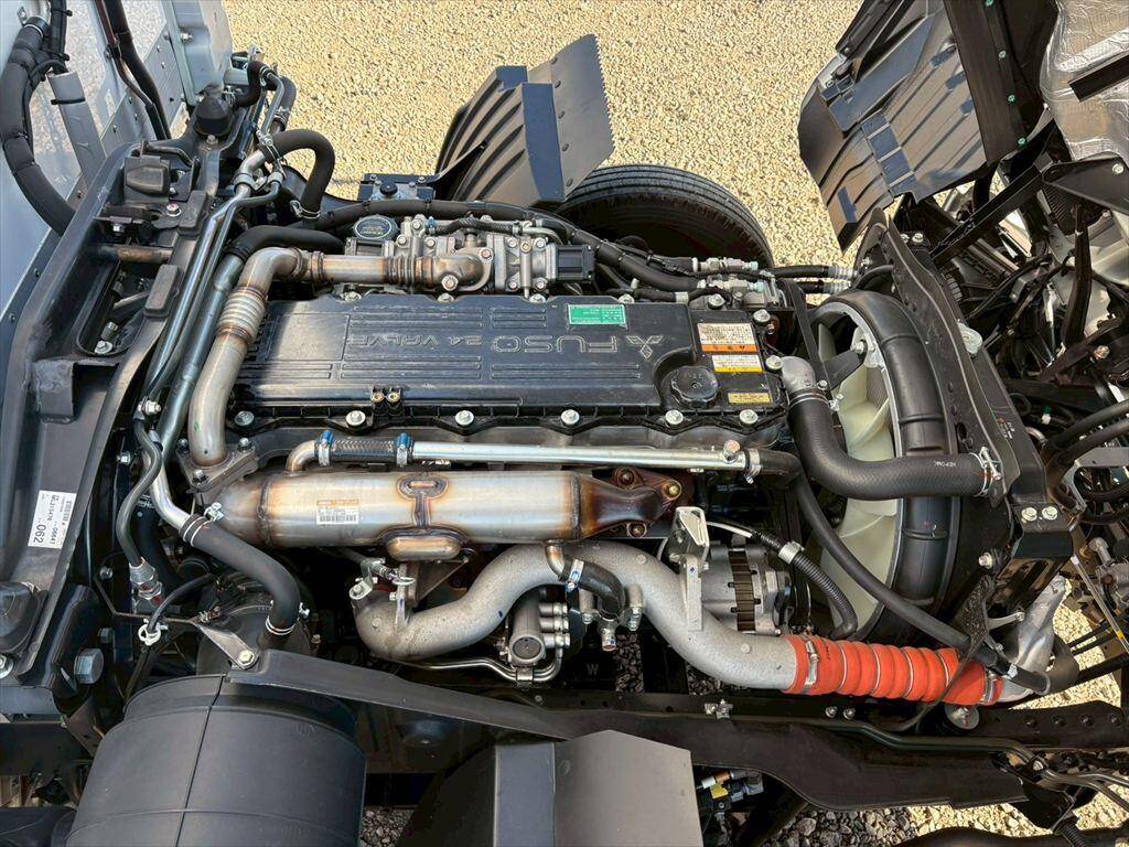 三菱ふそうファイター冷凍車（冷蔵車）中型（4t）[写真18]