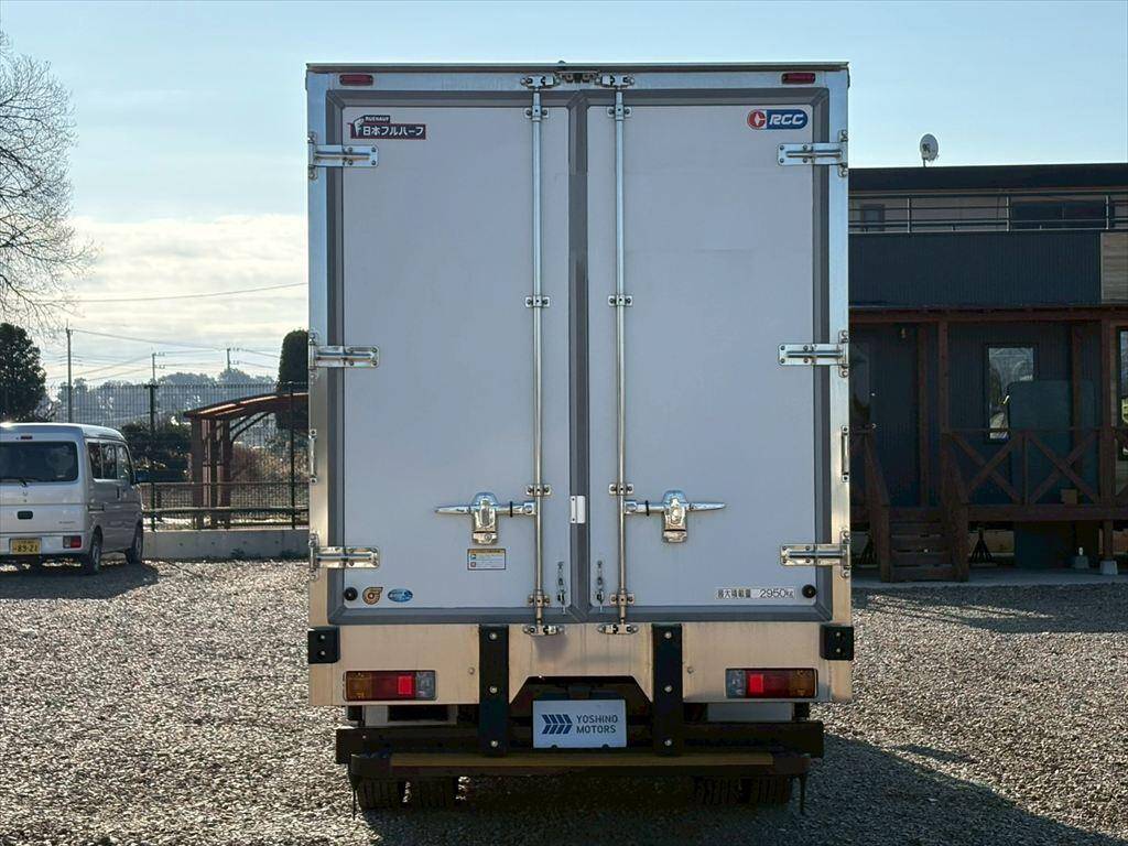 日野デュトロ冷凍車（冷蔵車）小型（2t・3t）[写真11]