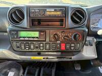 日野デュトロ冷凍車（冷蔵車）小型（2t・3t）[写真21]