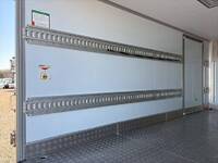 日野デュトロ冷凍車（冷蔵車）小型（2t・3t）[写真09]