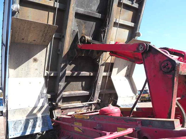 日野レンジャーダンプ増トン（6t・8t）[写真13]