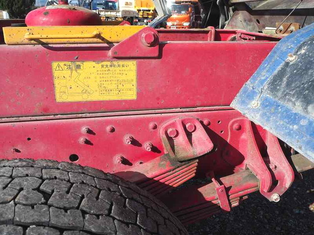 日野レンジャーダンプ増トン（6t・8t）[写真25]