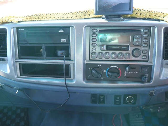 日野レンジャーダンプ増トン（6t・8t）[写真37]