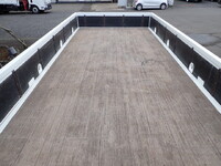 三菱ふそうファイター平ボディ中型（4t）[写真13]