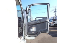 三菱ふそうファイター平ボディ中型（4t）[写真26]