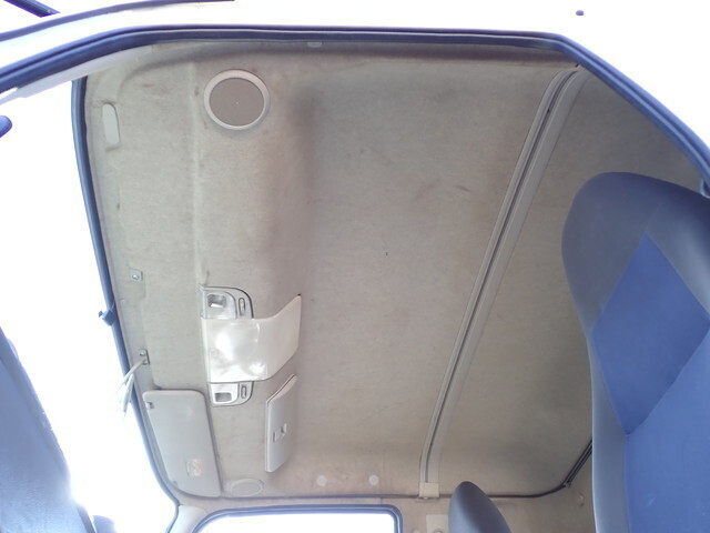 三菱ふそうファイター平ボディ中型（4t）[写真36]