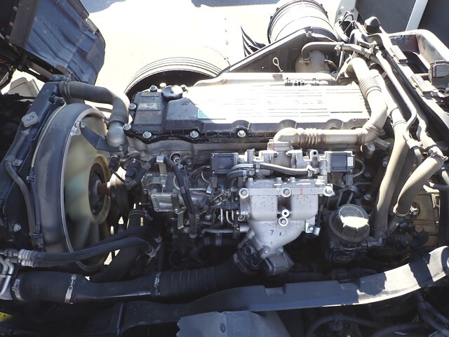 三菱ふそうファイター平ボディ中型（4t）[写真37]