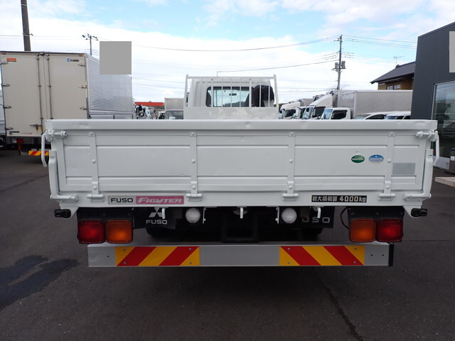 三菱ふそうファイター平ボディ中型（4t）[写真05]