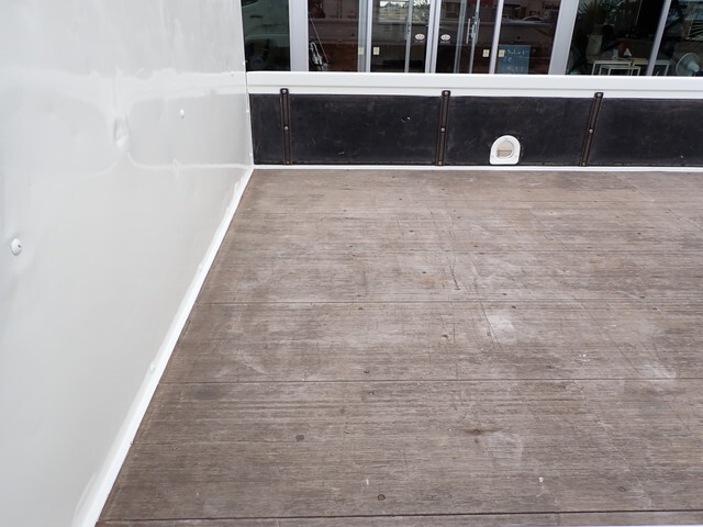 三菱ふそうファイター平ボディ中型（4t）[写真07]