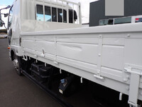 三菱ふそうファイター平ボディ中型（4t）[写真09]