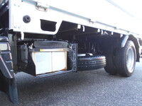 三菱ふそうキャンター平ボディ小型（2t・3t）[写真17]